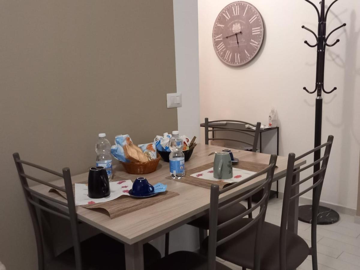Апартаменти La Casa Di Marta Корсіко Екстер'єр фото
